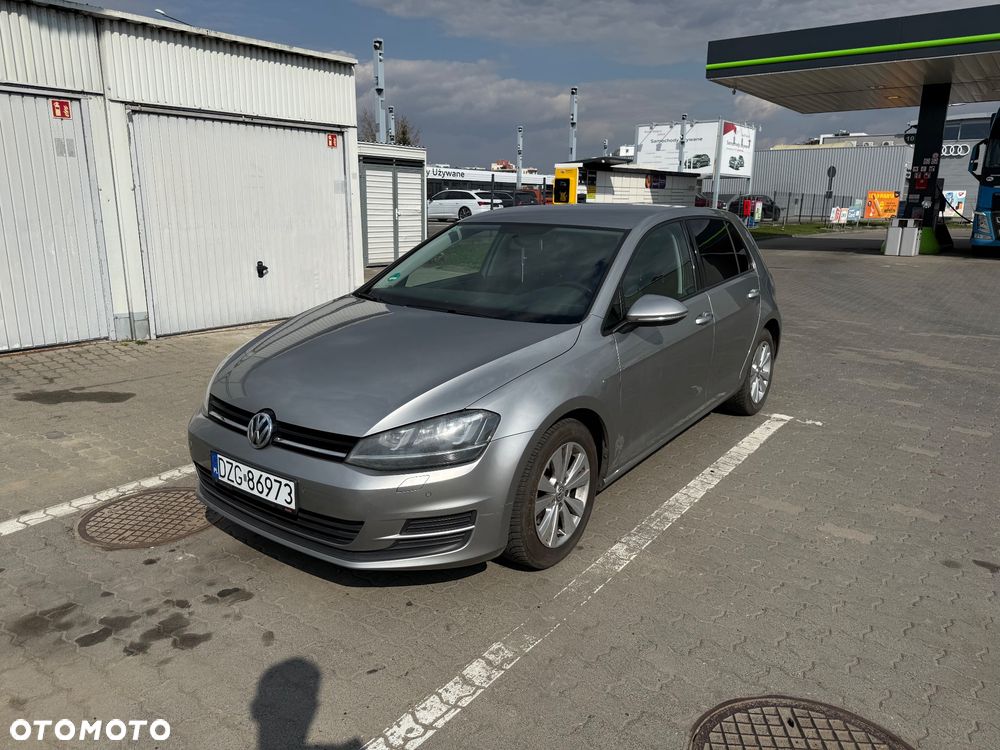 Volkswagen Golf 1.4 TSI BMT Comfortline - 1