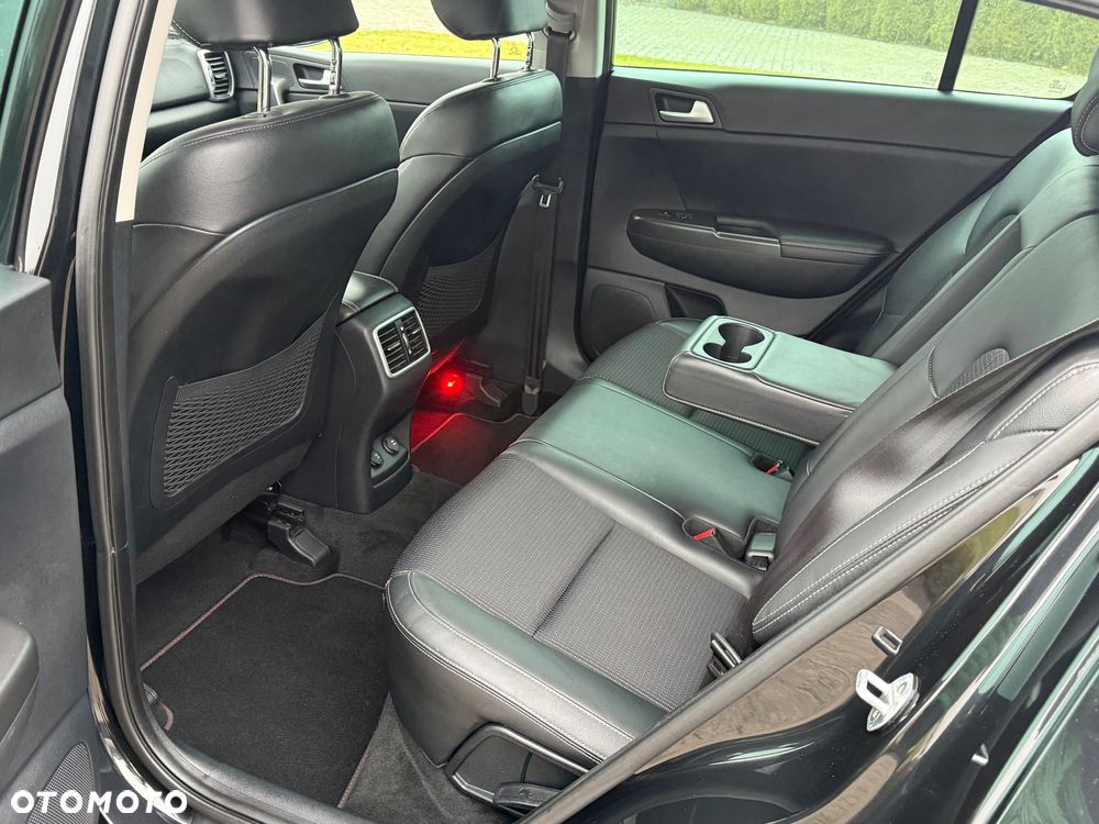 Kia Sportage 1.6 GDI 2WD Black Edition - 19