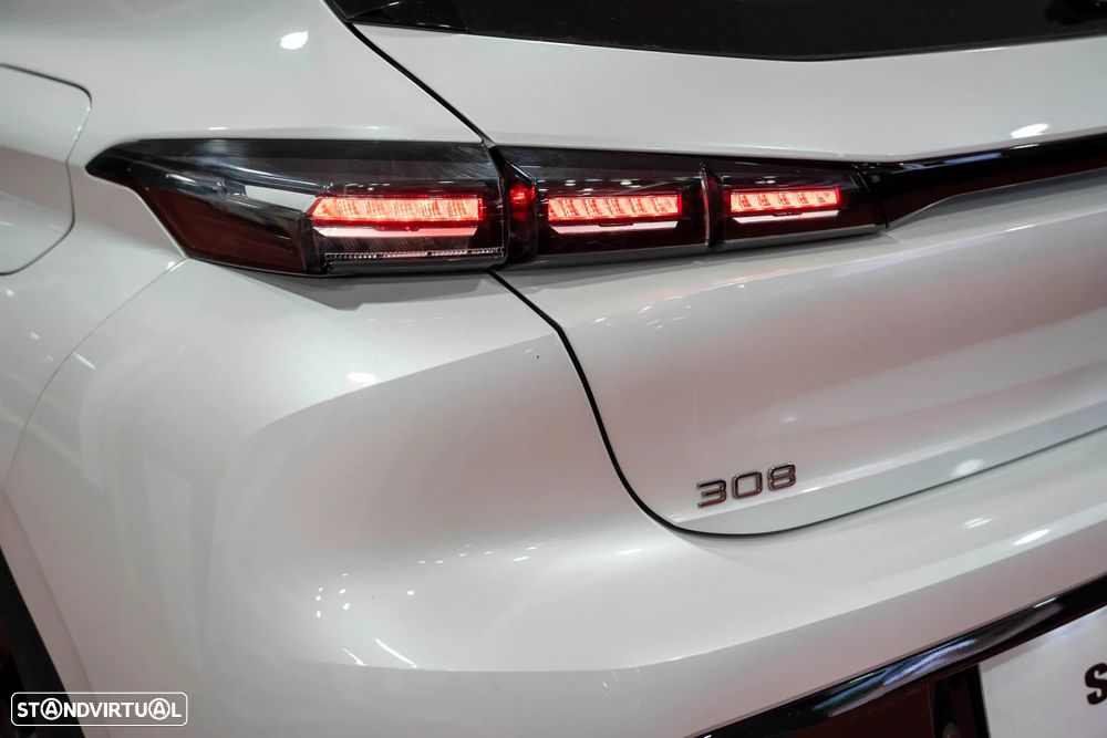 Peugeot 308 1.6 Hybrid Allure Pack e-EAT8 - 4