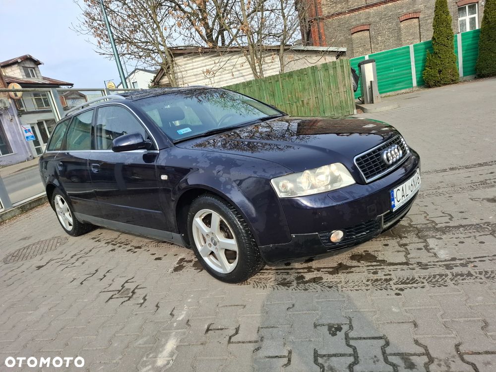 Audi A4 Avant 2.4 - 7