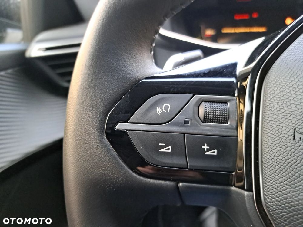 Peugeot 208 1.2 PureTech Allure Pack S&S EAT8 - 16