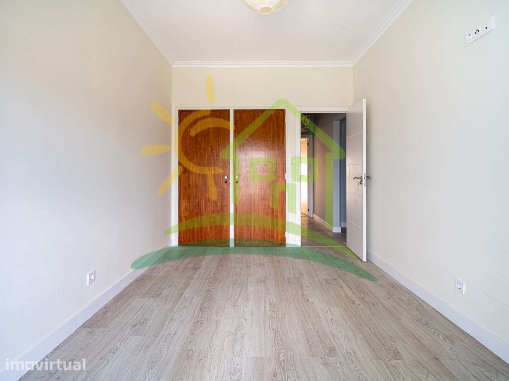 Apartamento T3 em Ramada - Odivelas | Excelente Localização e Lumin... - Grande imagem: 3/40