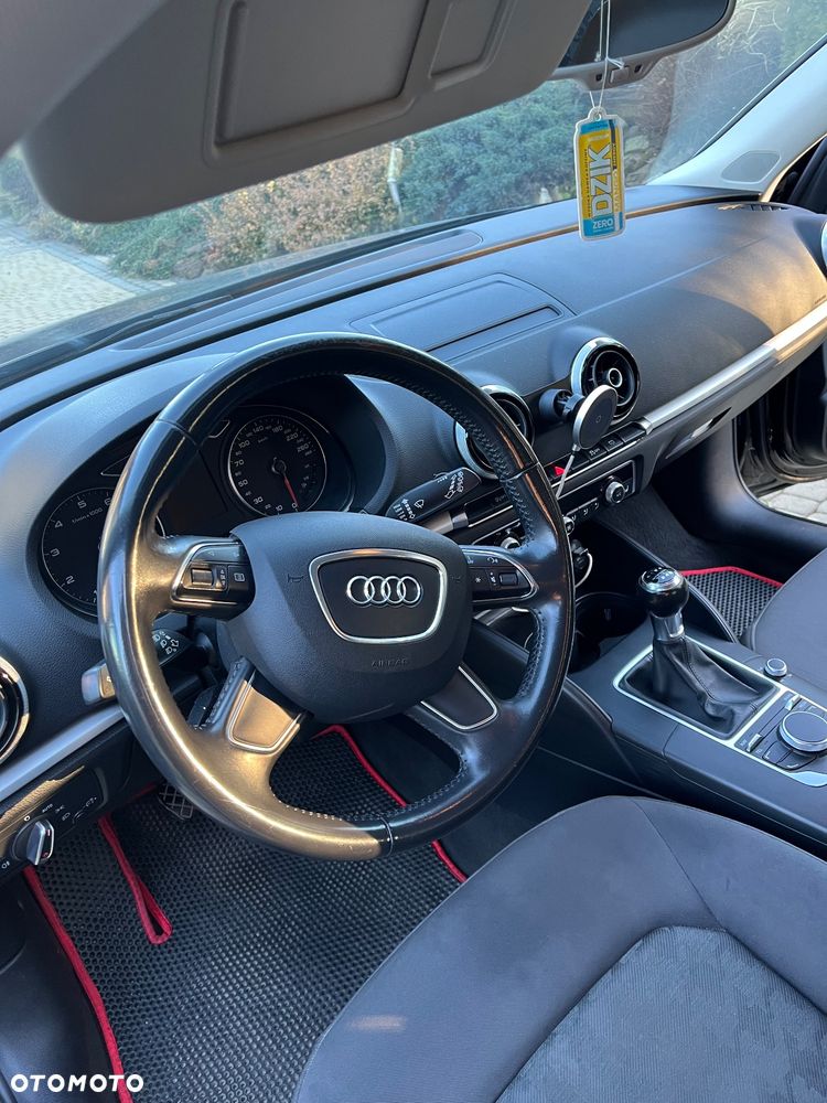 Audi A3 Sportback 1.4 TFSI Ambiente - 20