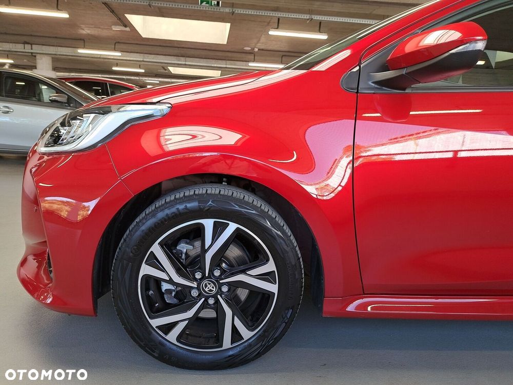 Toyota Yaris Hybrid 1.5 Style - 33