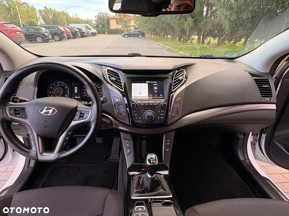 Hyundai i40 1.6 GDI Comfort + - 16
