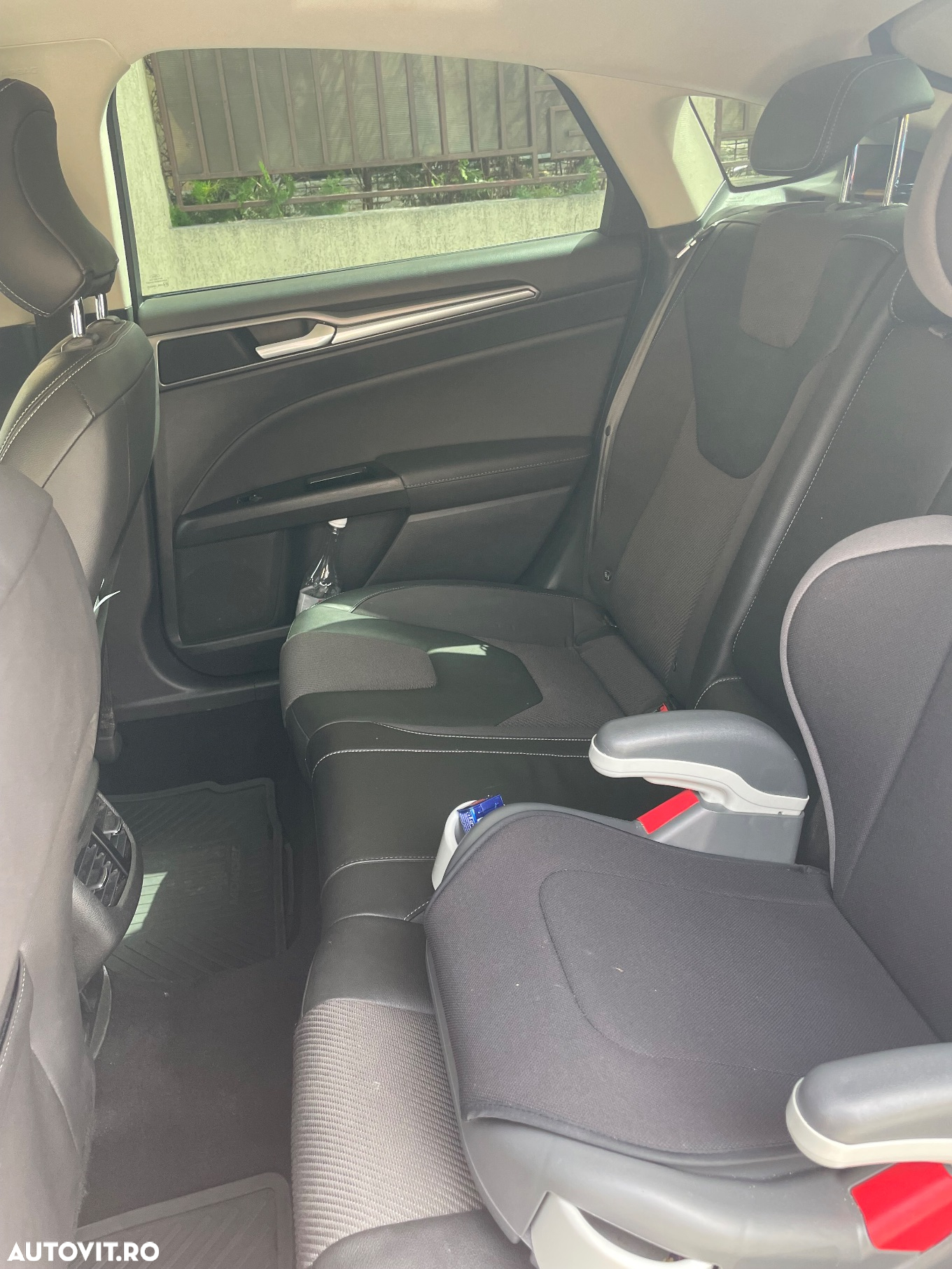 Ford Mondeo 2.0 TDCi Powershift AWD Titanium - 12