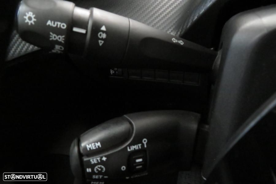 Peugeot 208 1.2 PureTech Active - 14