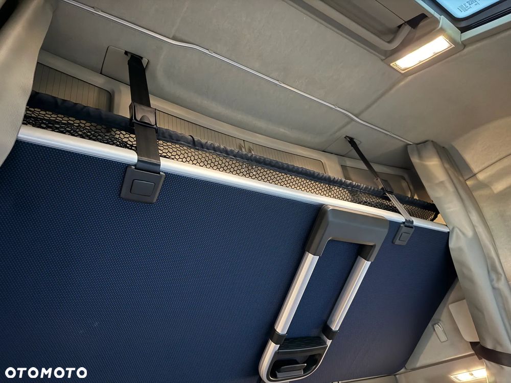 Volvo FH500 /EURO6/FULL LED/NAVI/KLIMA.POSTOJOWA/SPROWADZONY - 33