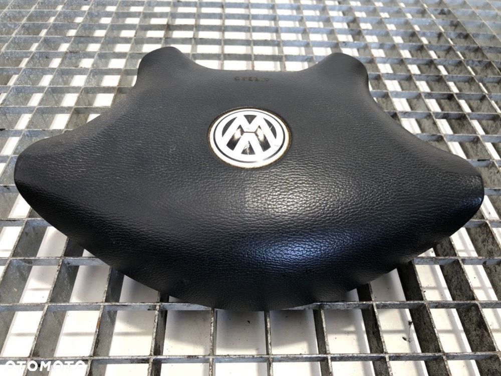 PODUSZKA POWIETRZNA KIEROWCY  VW CRAFTER 30-35 Autobus (2E_) 2006 - 2016 2.5 TDI 80 kW [109 KM] olej - 2