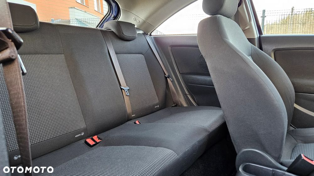 Opel Corsa 1.2 16V Edition / Active - 29