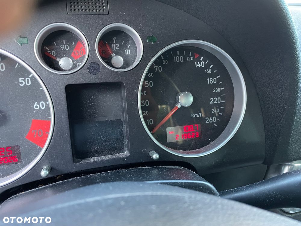 Audi TT Coupé 1.8 T - 16