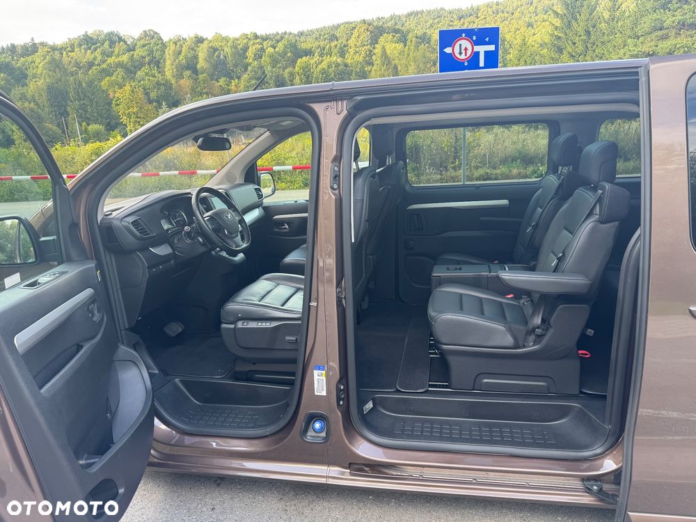 Toyota ProAce Kombi 2.0 D-4D Long 2,8t - 32