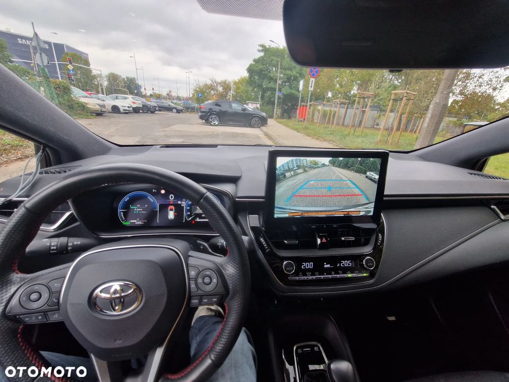 Toyota Corolla 2.0 Hybrid GR Sport Dynamic - 9