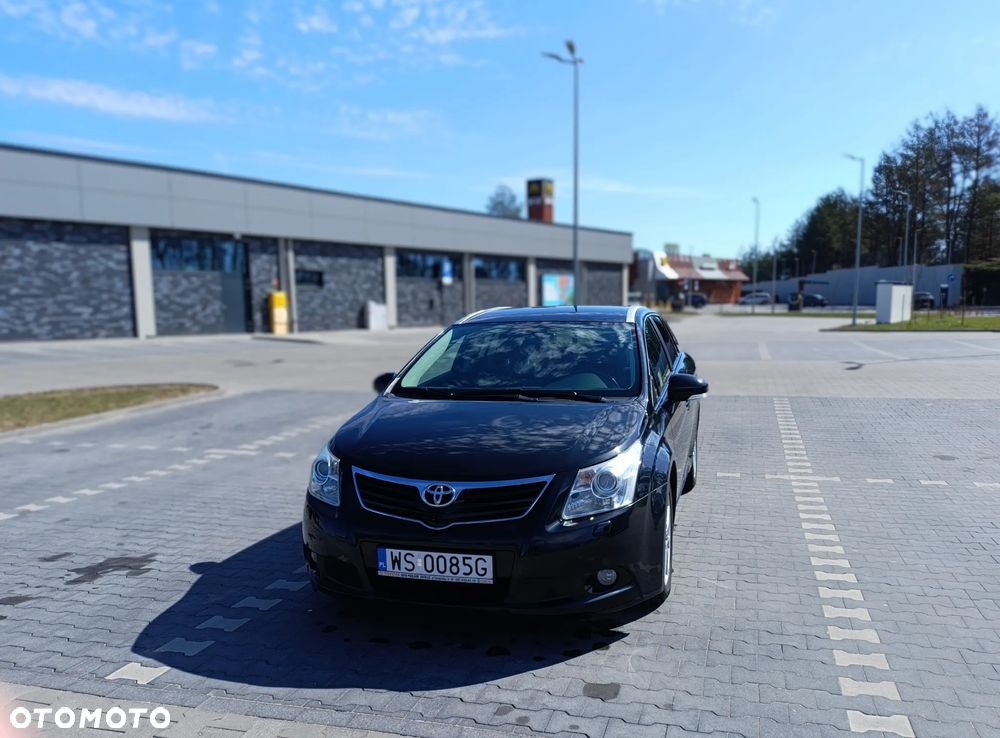 Toyota Avensis 2.0 D-4D 2010 - 15