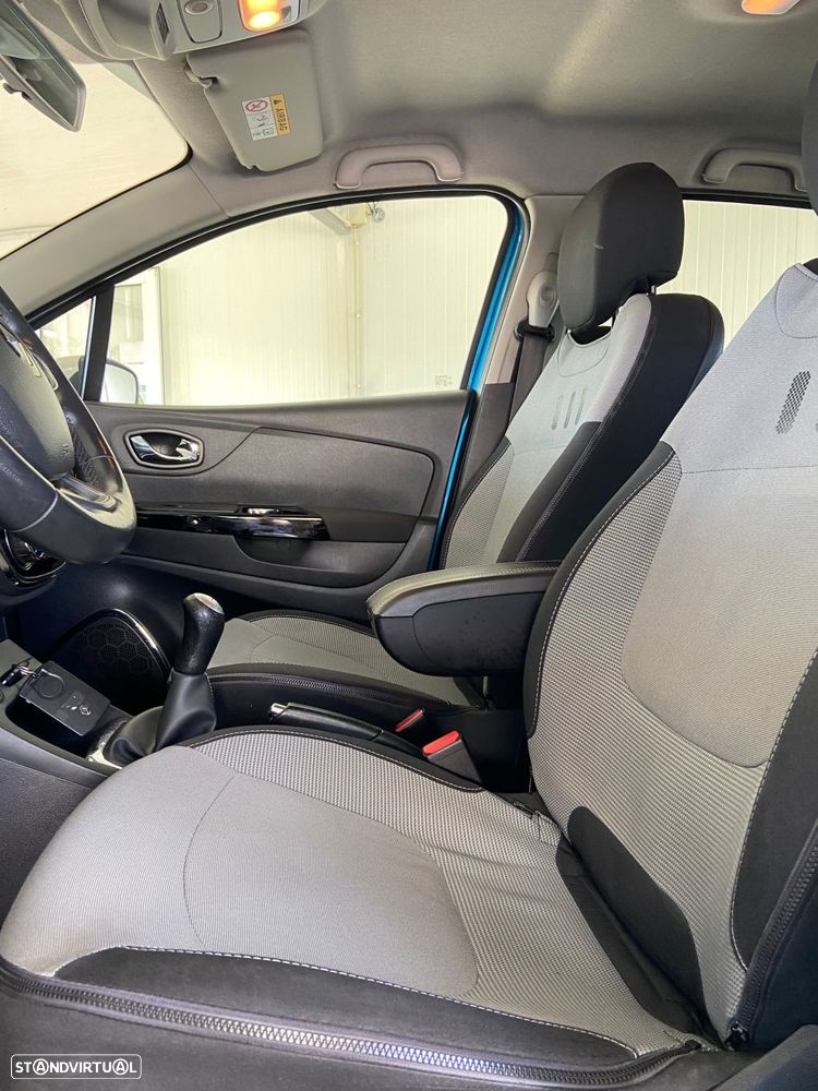 Renault Captur 0.9 TCE Exclusive - 28