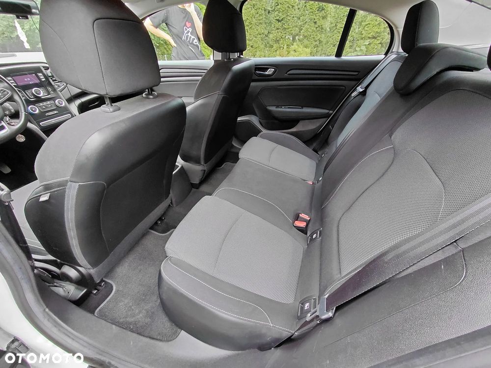 Renault Megane 1.6 SCe Life - 8