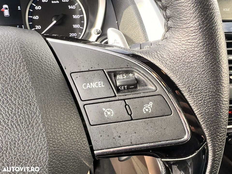 Mitsubishi Eclipse-Cross - 23