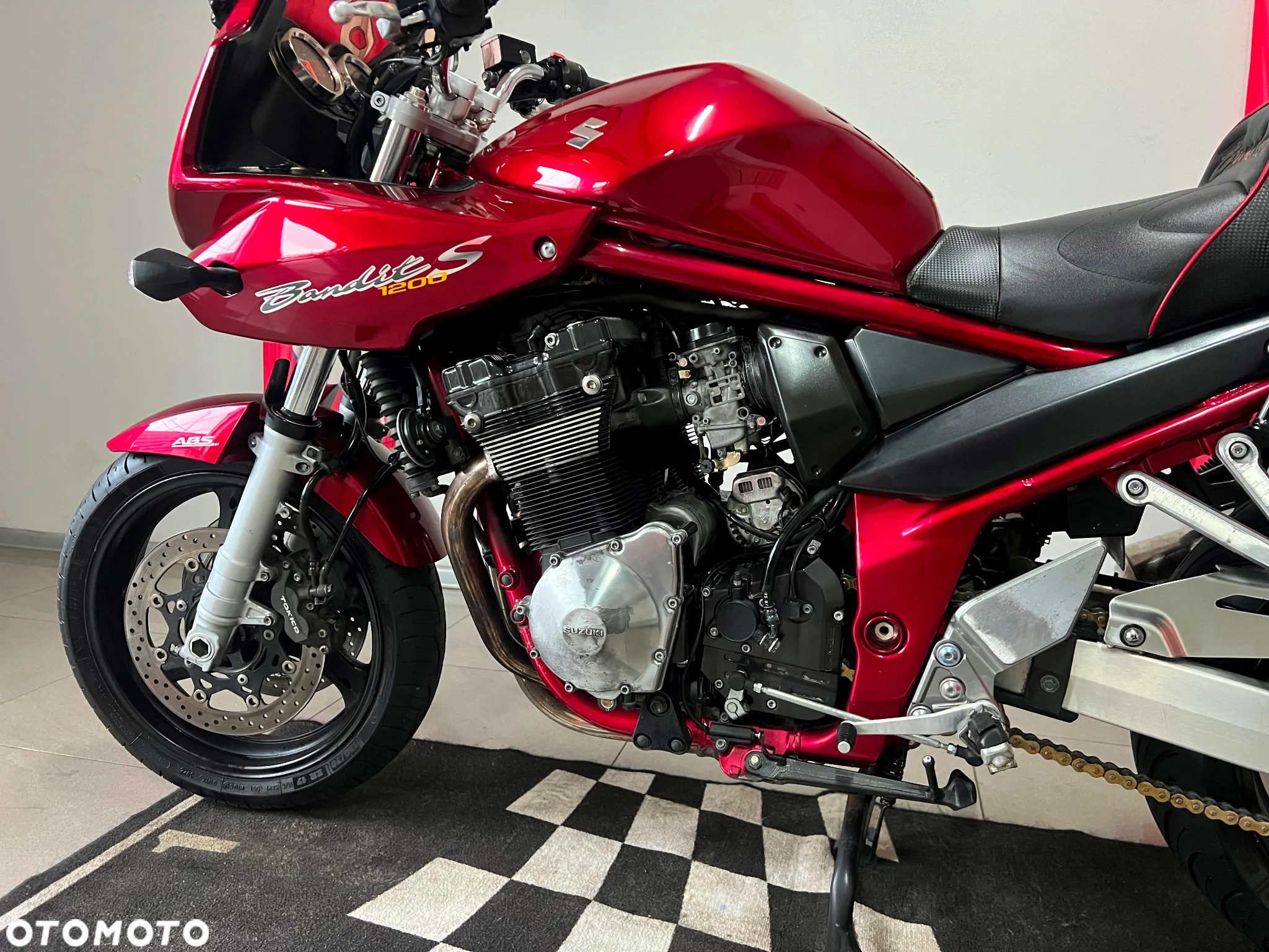 Suzuki Bandit - 12