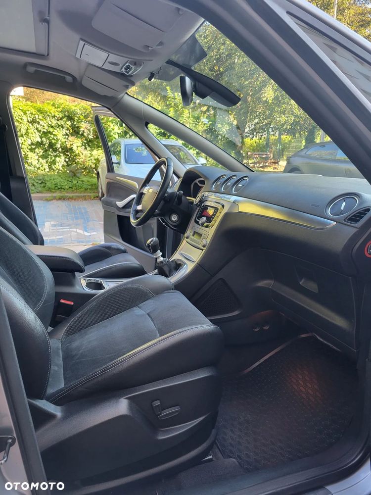 Ford S-Max 2.0 TDCi Titanium - 23