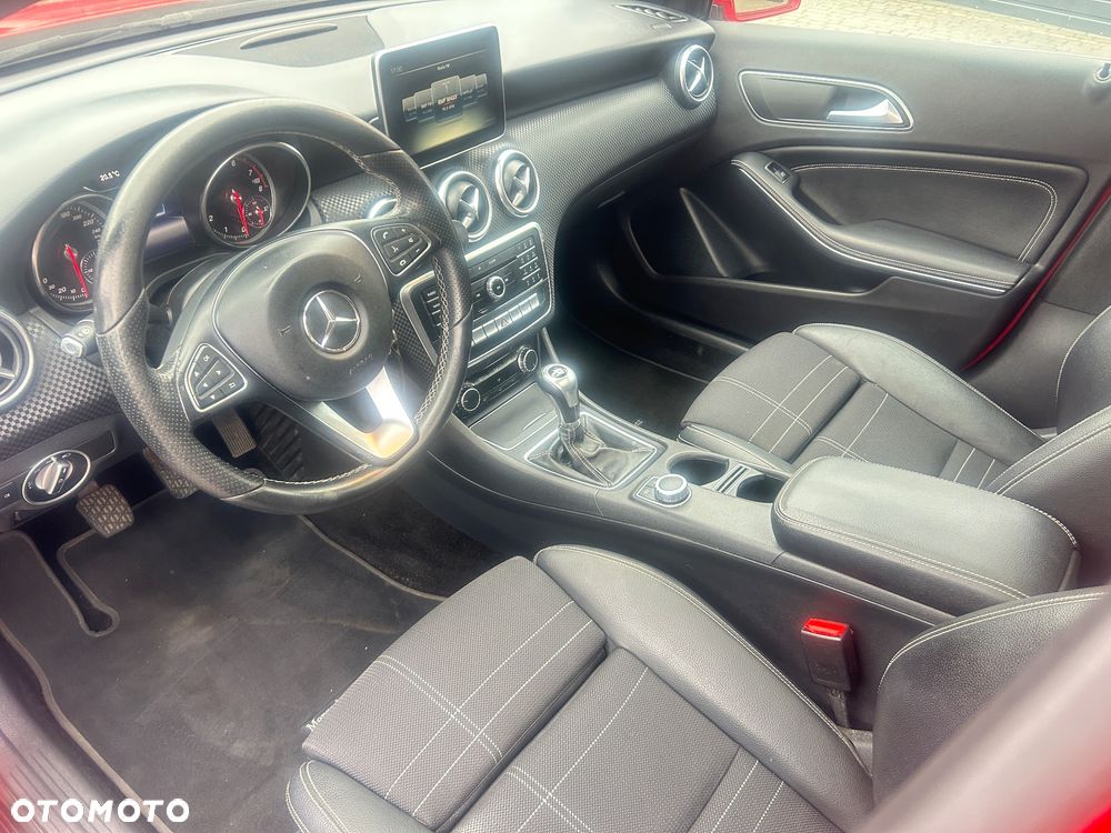 Mercedes-Benz Klasa A 180 Urban - 18