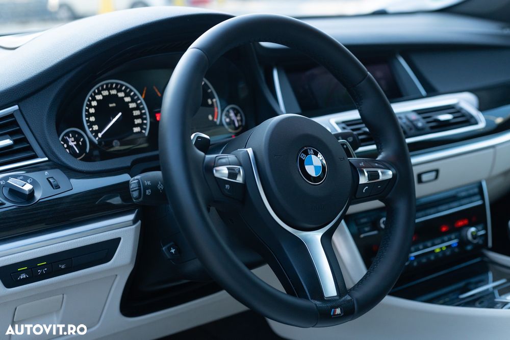 BMW Seria 5 530d xDrive - 16