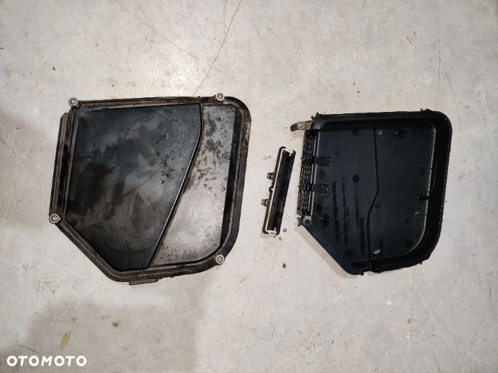Skrzynka bezpieczników BMW 5 F10 F11 F01 7555151 Osłona Pokrywa kompletna - 1