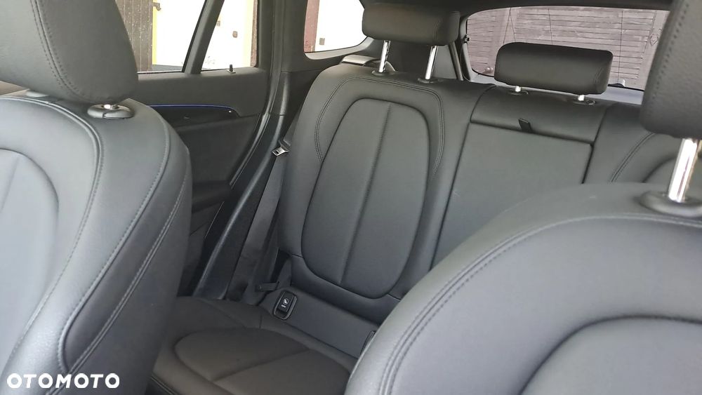 BMW X1 xDrive25i xLine sport - 7