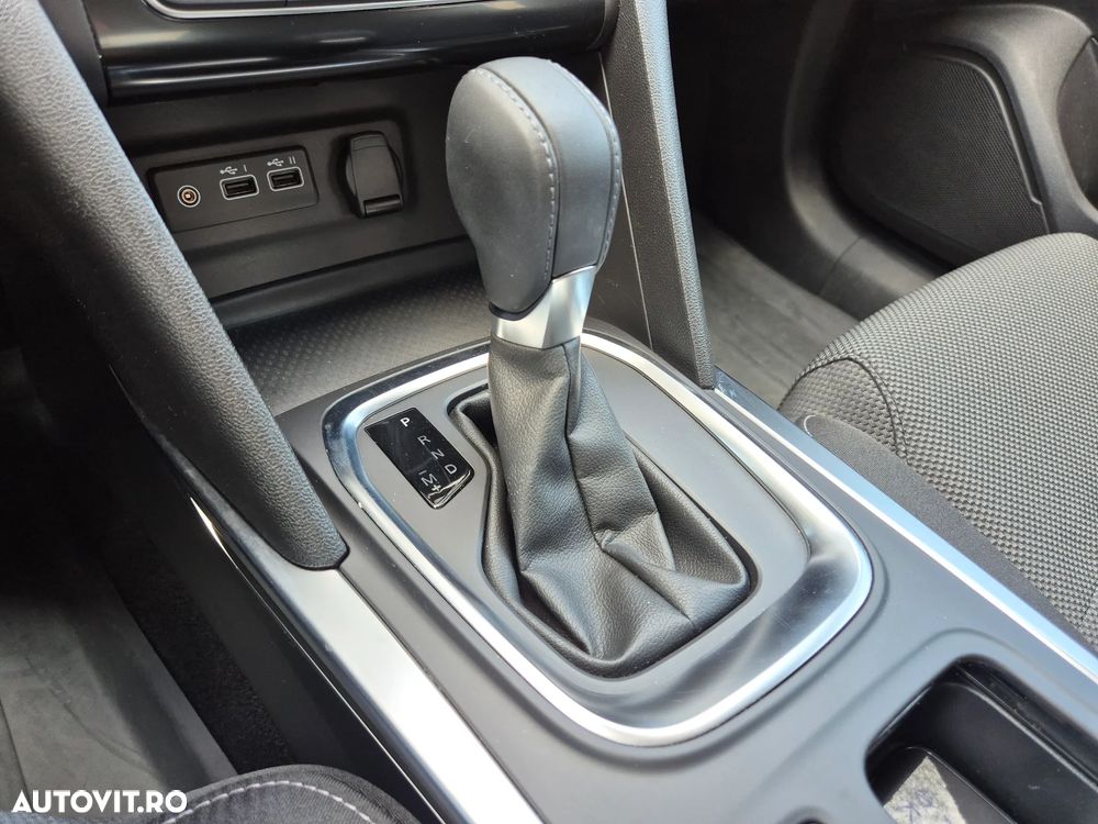 Renault Megane TCe 140 EDC GPF Equilibre - 28