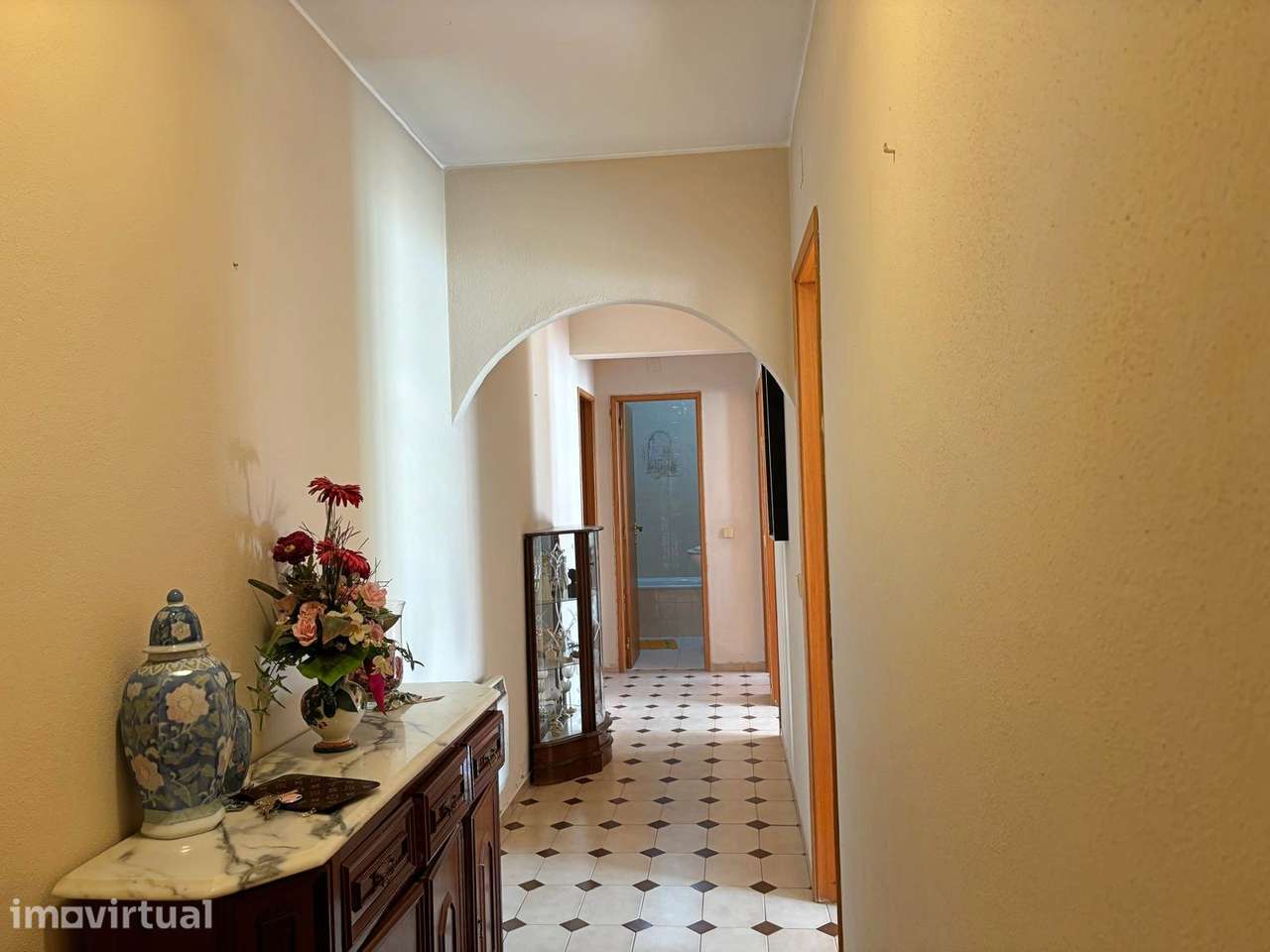 T3 Mobilado c/ Terraço e Varanda | Centro de Silves – Ideal p/Partilha - Grande imagem: 5/21