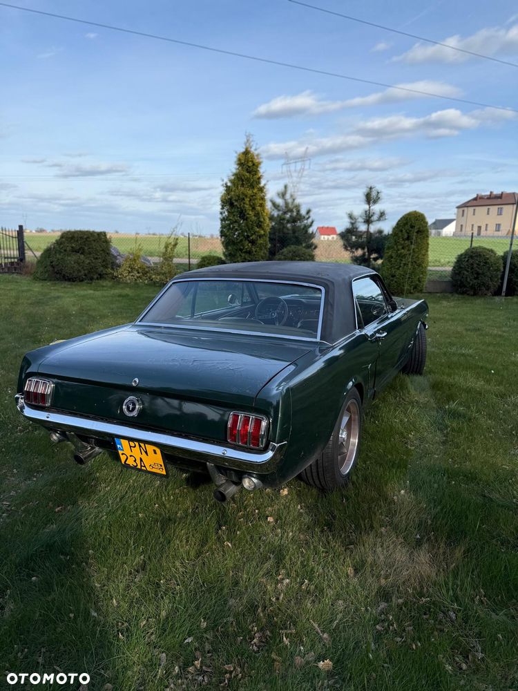 Ford Mustang - 5