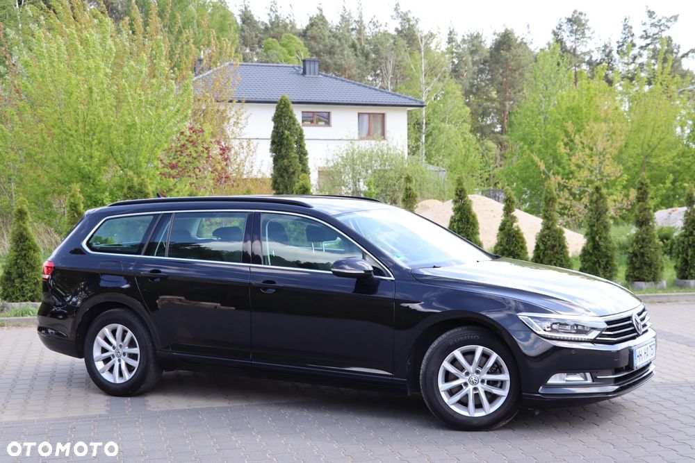 Volkswagen Passat Variant ver-variant-2-0-tdi-scr-dsg-comfortline - 9