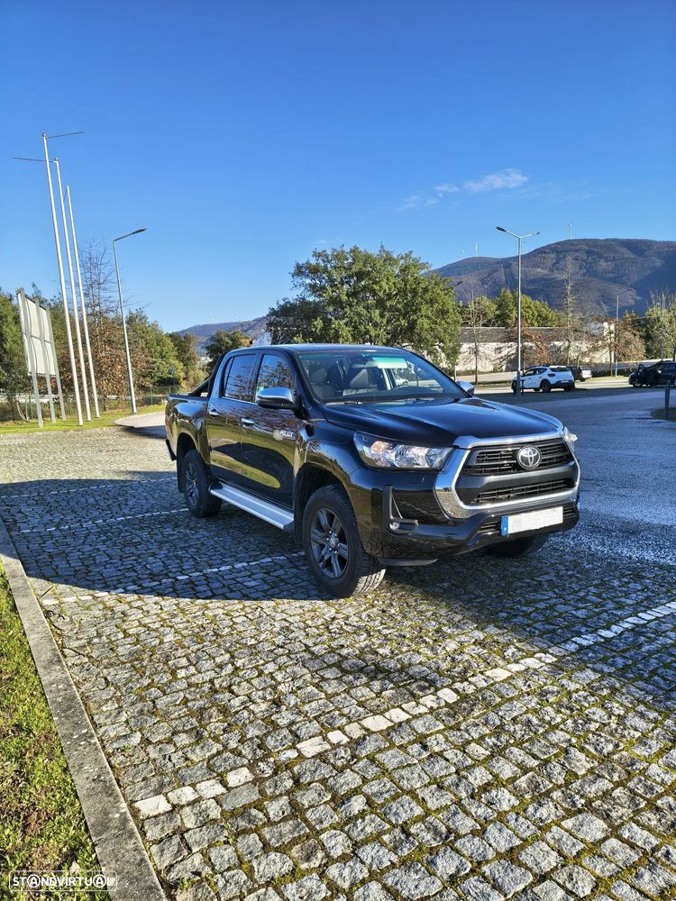 Toyota Hilux 2.4 D-4D 4WD CD CM Aut. - 6