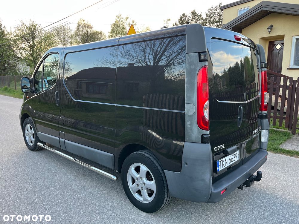 Opel VIVARO - 22