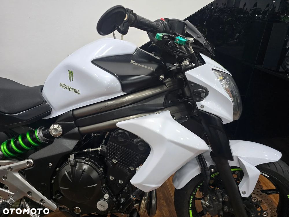 Kawasaki ER - 29