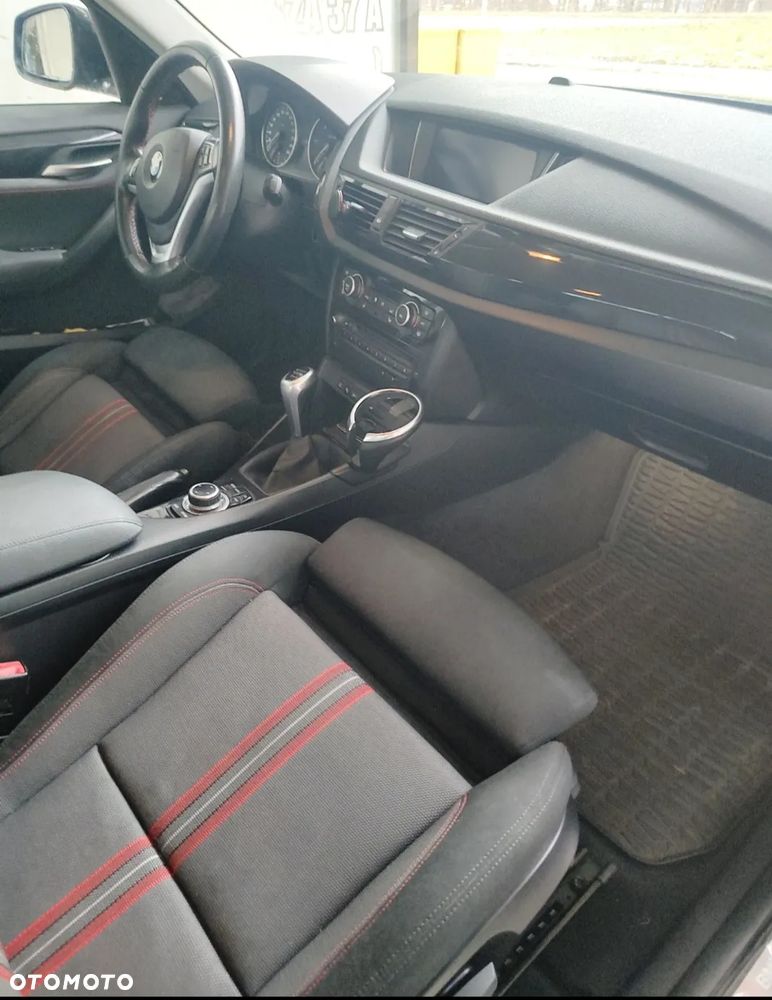 BMW X1 xDrive20d Sport Line - 9