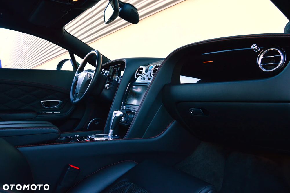 Bentley Continental GT - 17