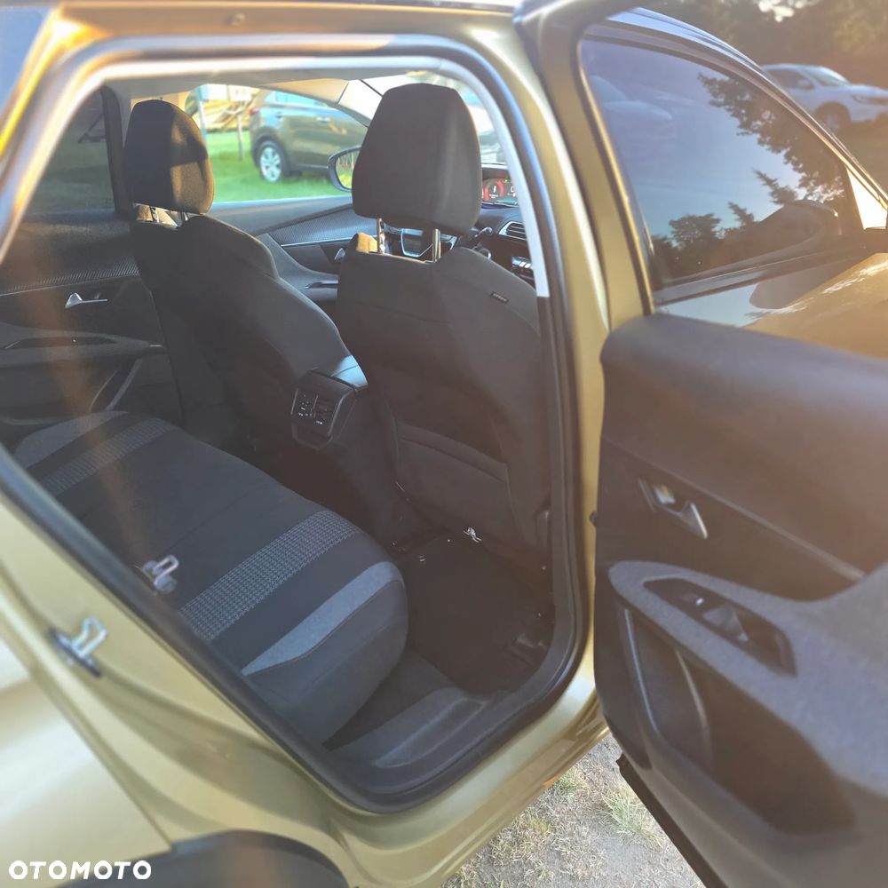 Peugeot 3008 PureTech 130 Stop & Start Active - 17