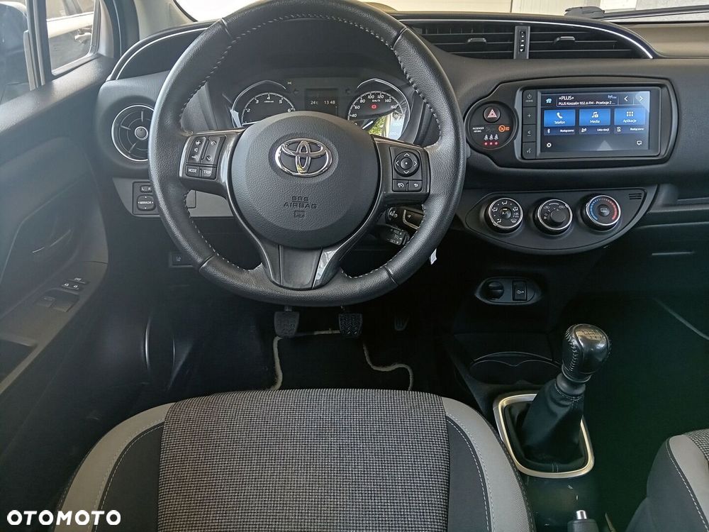 Toyota Yaris - 12