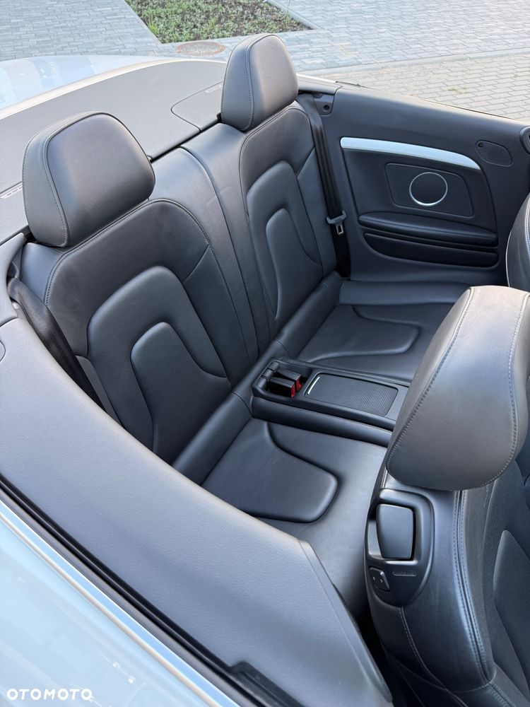 Audi A5 Cabrio - 13