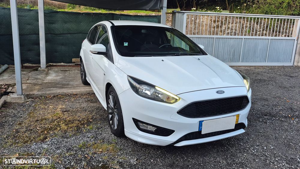 Ford Focus 1.0 SCTi ST-Line - 2
