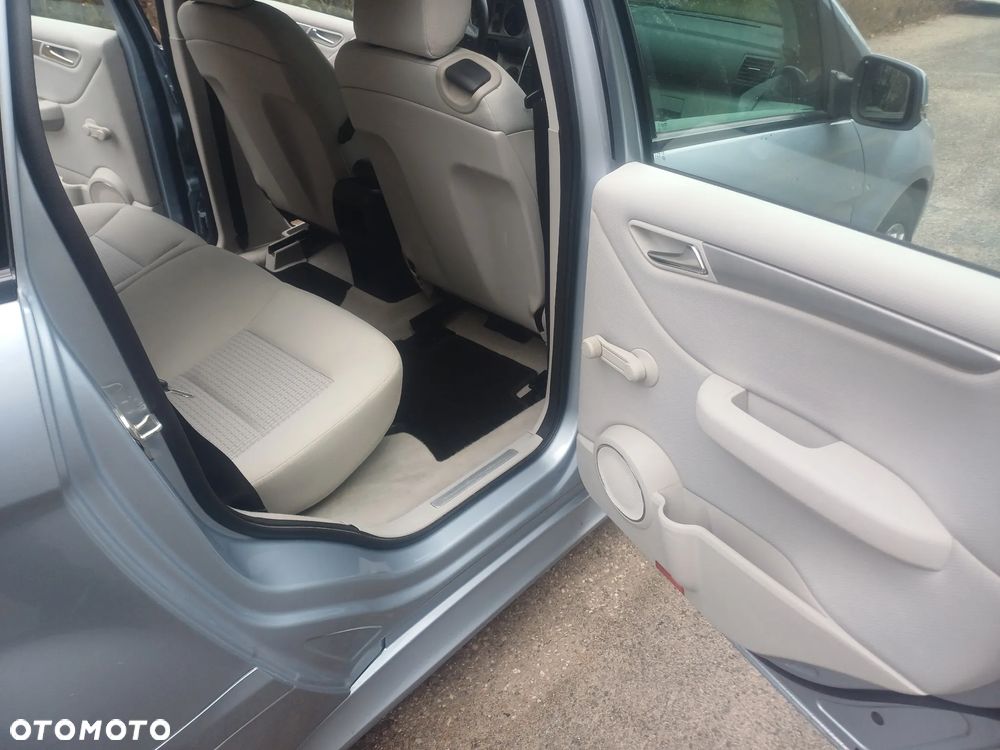 Mercedes-Benz Klasa B 180 BlueEFFICIENCY SPORT EDITION - 10