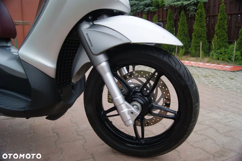 Piaggio Beverly - 21