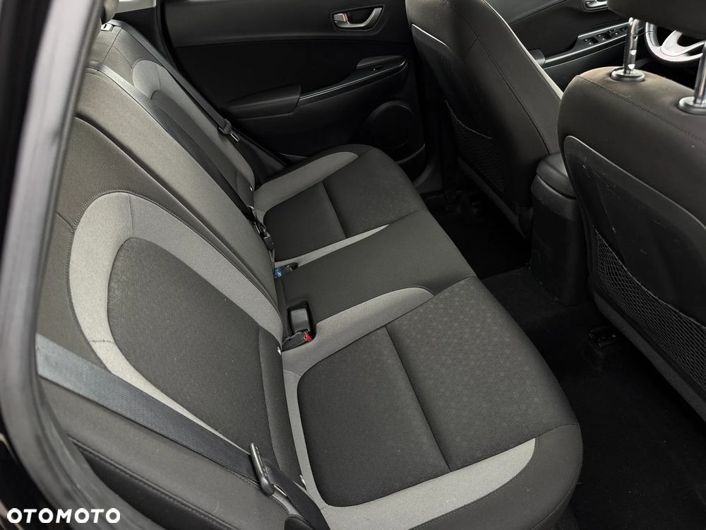 Hyundai Kona - 11