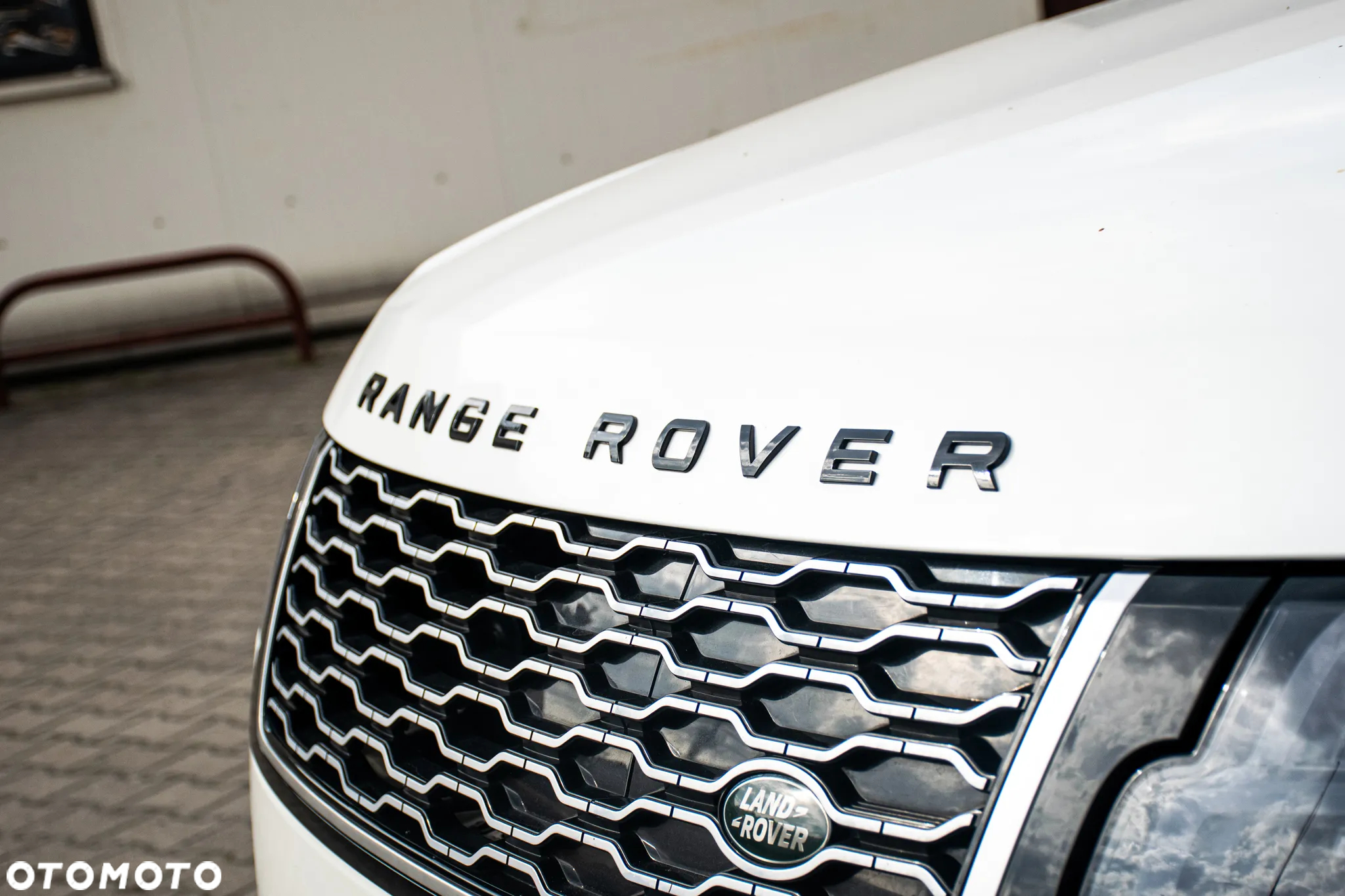 Land Rover Range Rover 3.0 I6 LWB Vogue - 3