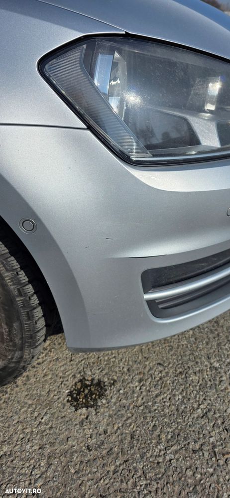 Volkswagen Golf 1.6 TDI BlueMotion Technology Lounge - 25