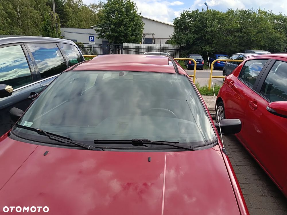 Volkswagen Passat 1.8 GT - 17