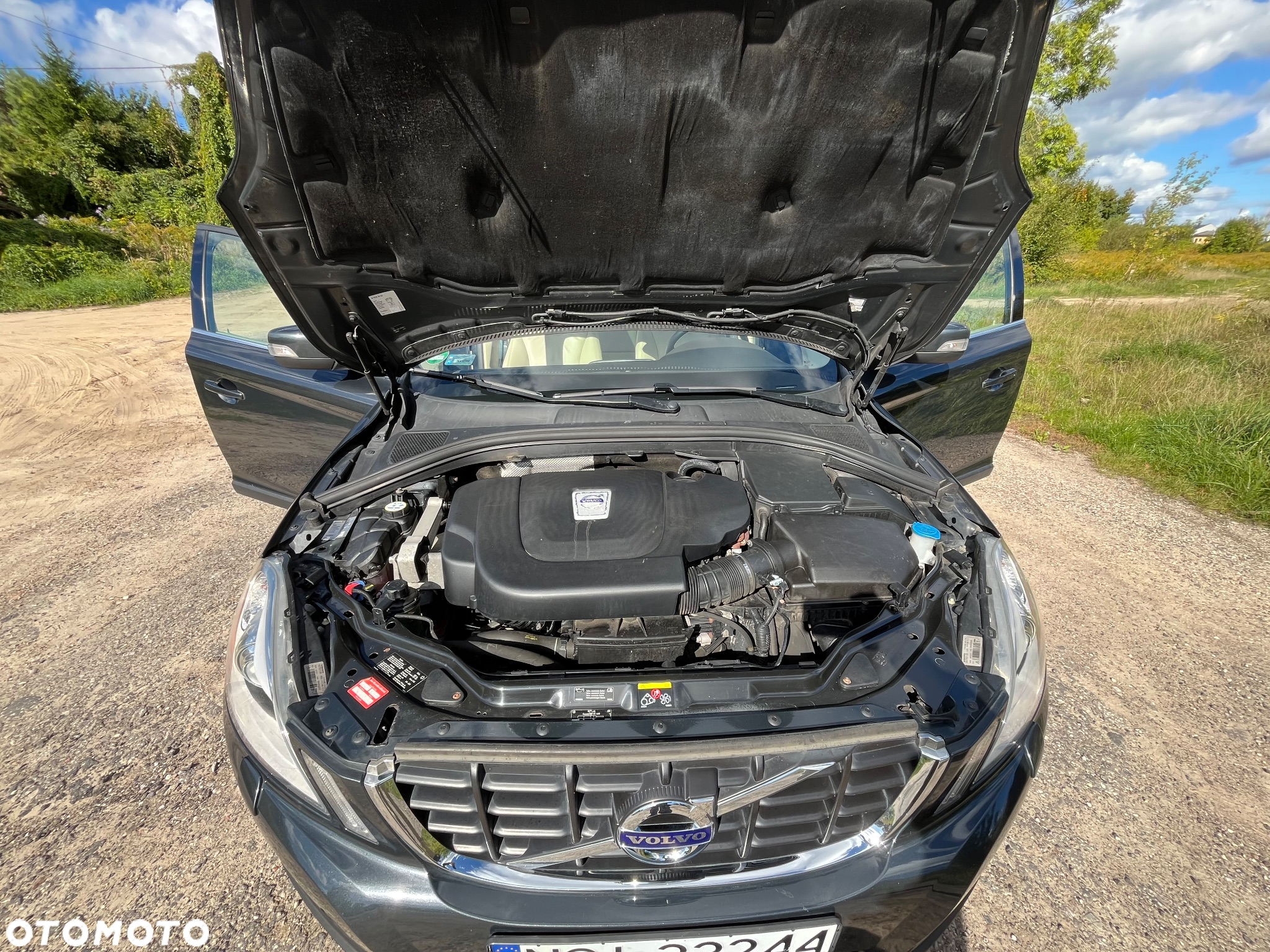 Volvo XC 60 D5 AWD Geartronic Summum - 18