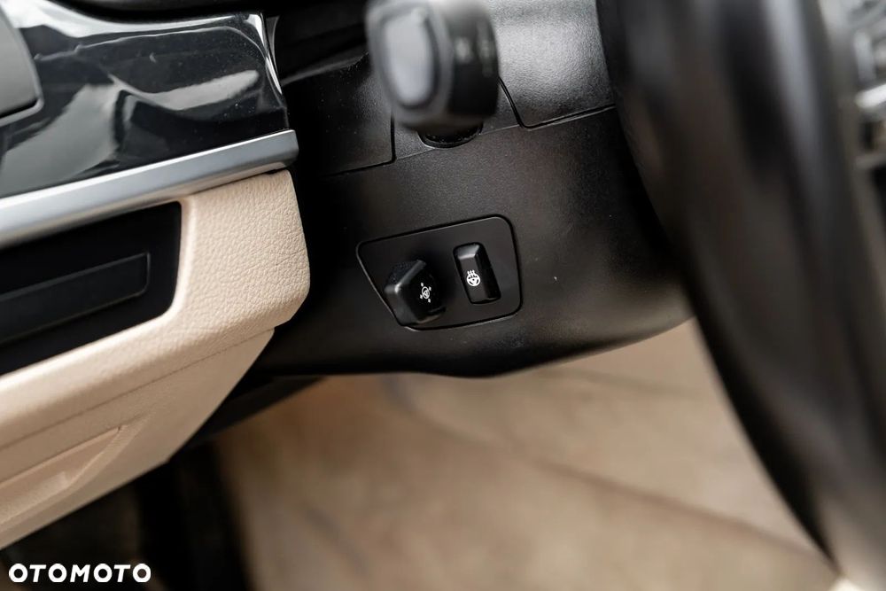 BMW Seria 5 - 17