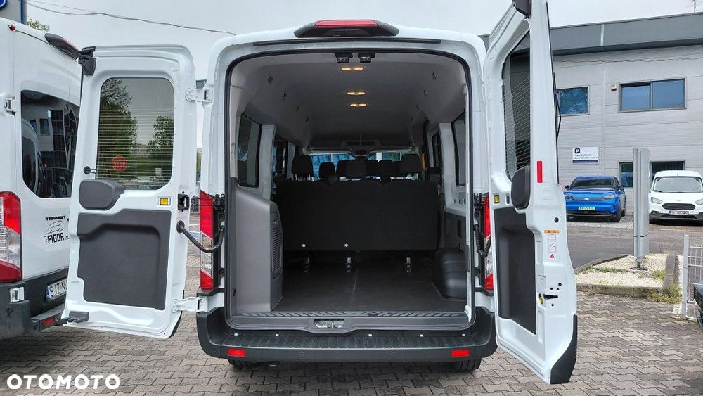 Ford Transit - 12