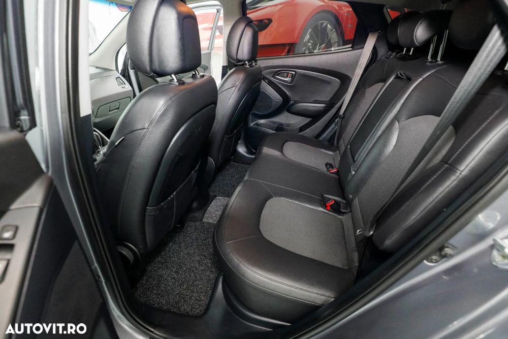 Hyundai ix35 2.0 CRDI 4WD Automatik Premium - 9
